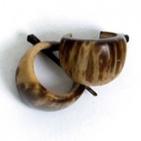 Серьги из кокоса бежевые