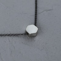 Серебряный кулон с чернёной цепочкой "Шестиугольник"