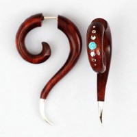 Серьга из палисандра с серебром