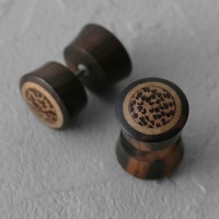 Плаг Обманка из дерева