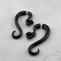 Серьга-обманка из рога