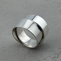 Серебряное кольцо Мёбиус